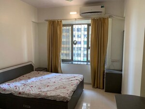 Bedroom in 2 BHK Apartment at Chembur – for Rent