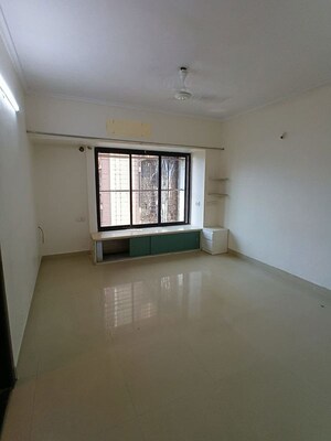 Room in 3 BHK Apartment at Lokhandwala Whispering Palms, Kandivali East – for Sale