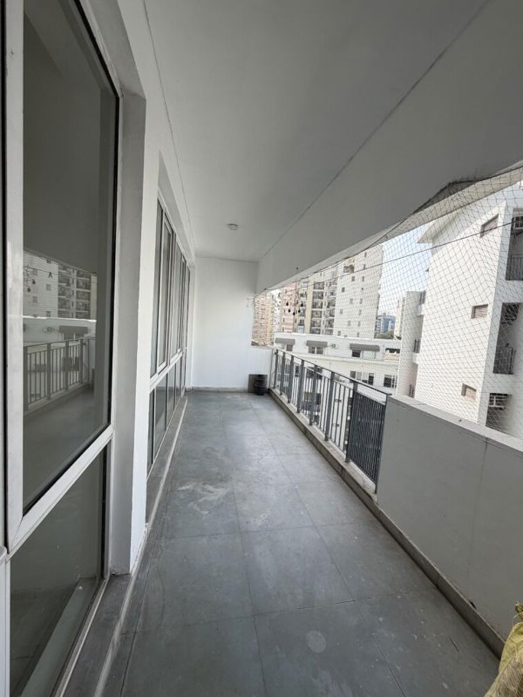 Balcony, vatika-city 3 Bedroom 1603 Sq.Ft. Apartment In Sector 49 Gurgaon 10761059