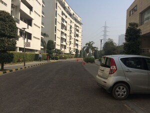 Parking in 3 BHK Apartment at Vatika City, Sector 49 – for Sale
