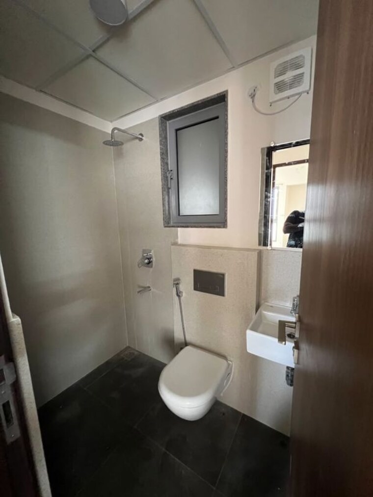 Bathroom, piramal-vaikunth 1.5 Bedroom 469 Sq.Ft. Apartment In Balkum Pada Thane 10761095