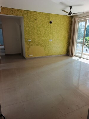 Room in 3.5 BHK Apartment at BPTP Park Prime, Sector 66 – for Rent