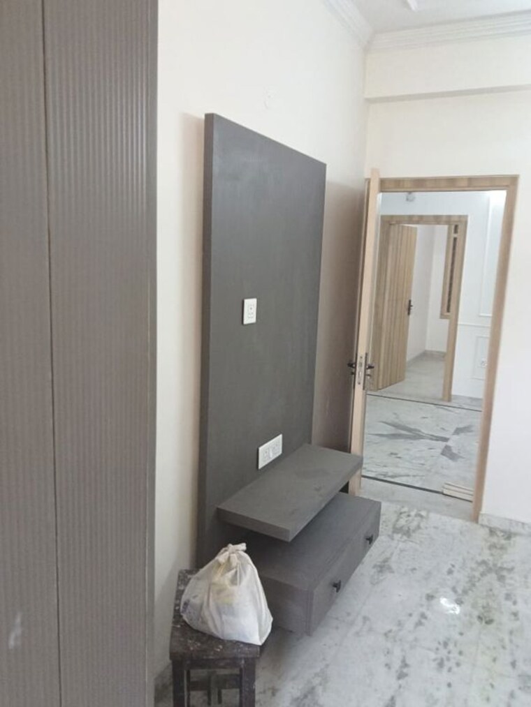 Room, vaishali sector 5 2 Bedroom 900 Sq.Ft. Builder Floor In Vaishali Sector 5 Ghaziabad 10761137