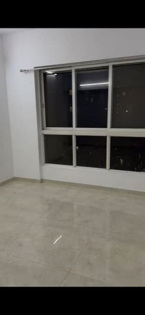 2 BHK Apartment For Rent in Lodha Splendora, Ghodbunder Road