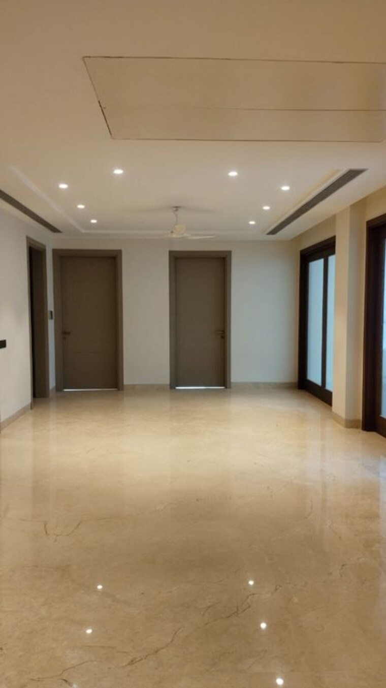 Room, vasant vihar 4 Bedroom 600 Sq.Yd. Builder Floor In Vasant Vihar Delhi 10761158