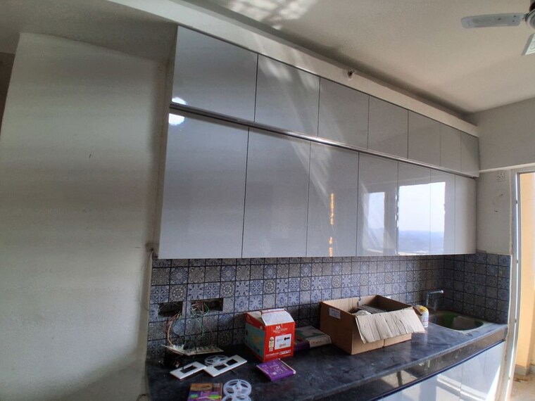 Kitchen, tulip-yellow 3 Bedroom 1704 Sq.Ft. Apartment In Sector 69 Gurgaon 10761096