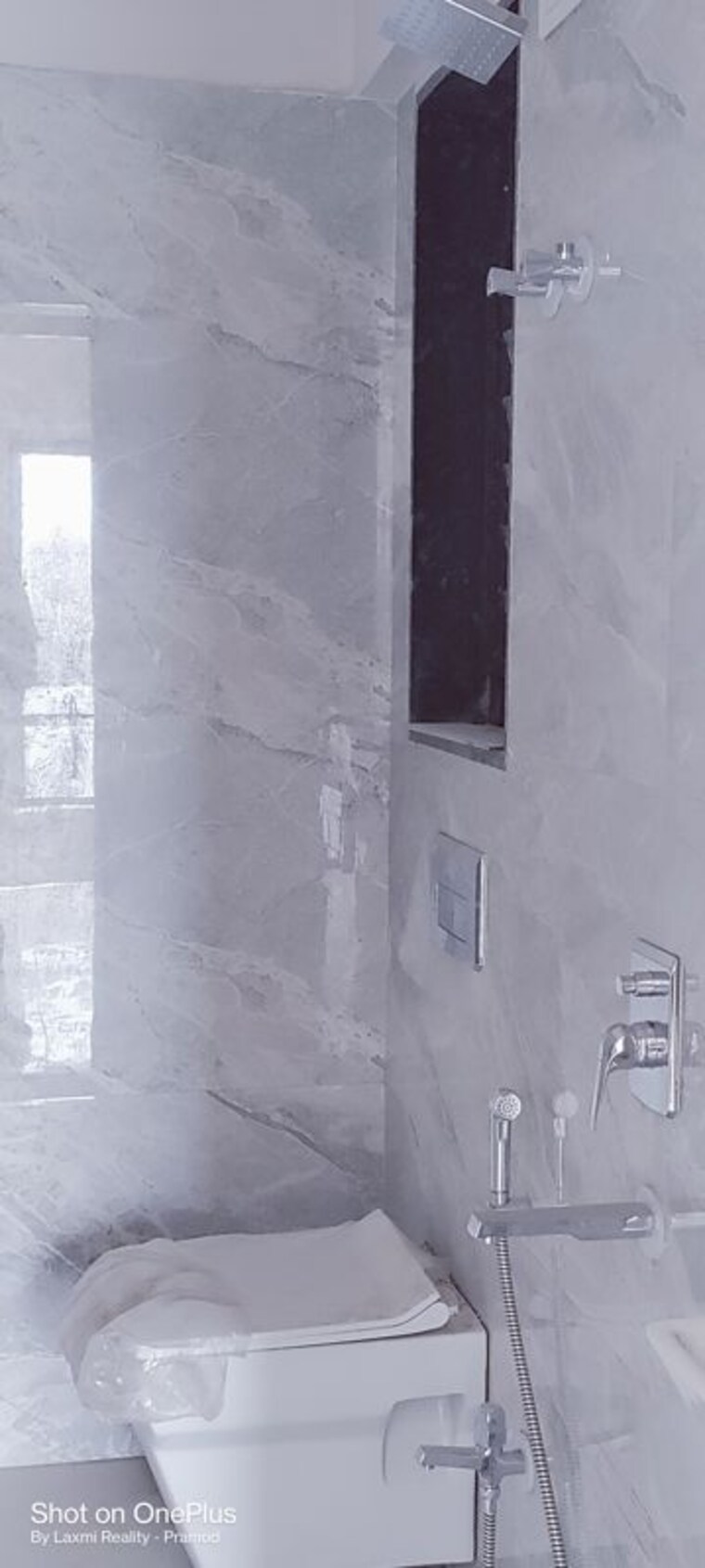 Bathroom, dadar west 1 Bedroom 500 Sq.Ft. Apartment In Dadar West Mumbai 10761159