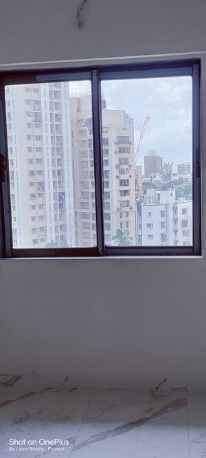Room in 1 BHK Apartment at Dadar West – for Rent