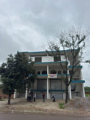  Showroom – Exterior View View at Paarth Anant, Kanpur Road - for Rent