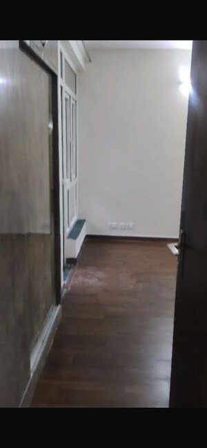 Bathroom in 3.5 BHK Apartment at BPTP Park Elite Premium, Sector 84 – for Sale