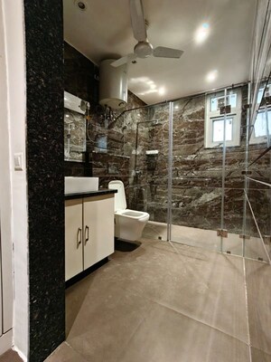 Bathroom in 3 BHK Builder Floor at Uppal Southend, Sector 49 – for Rent