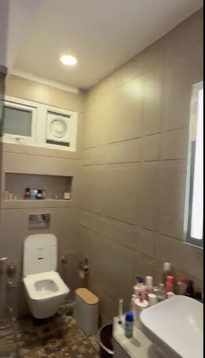 Bathroom in 6+ BHK Independent House at Suncity – for Sale
