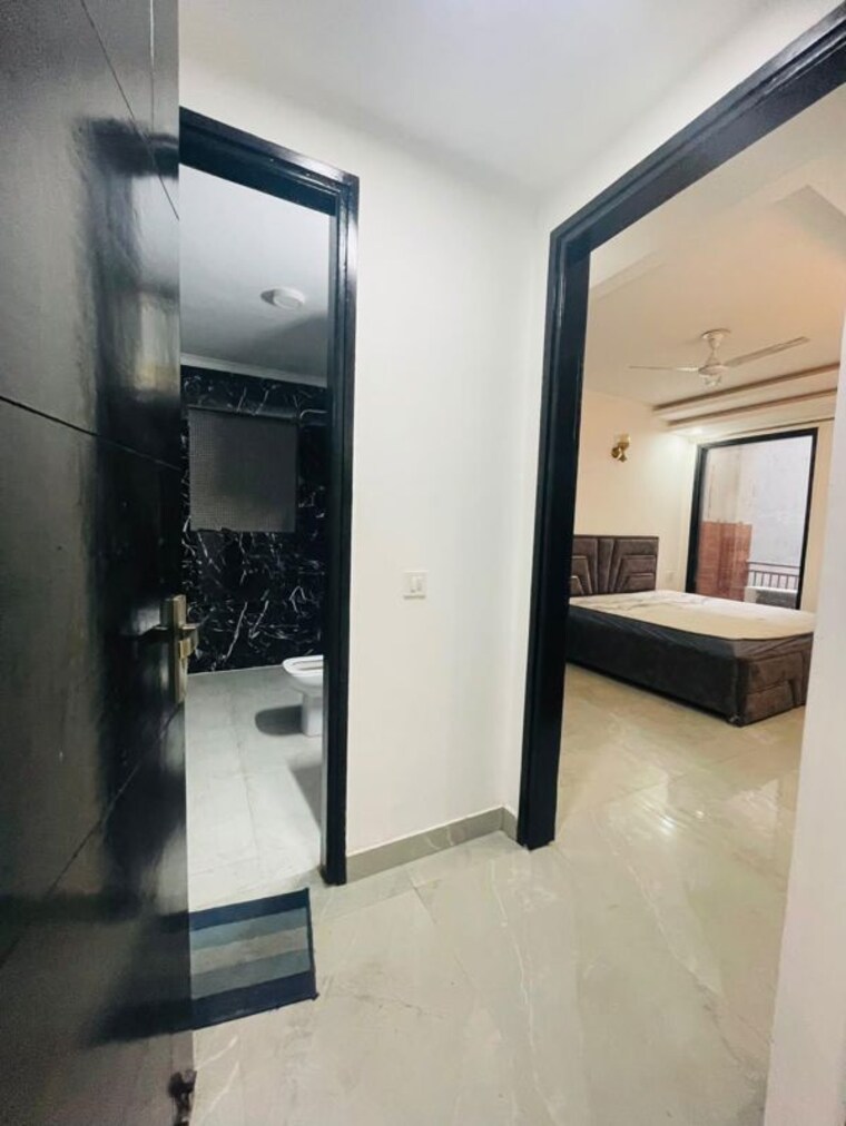 Bathroom, saket 3 Bedroom 1200 Sq.Ft. Builder Floor In Saket Delhi 10761225