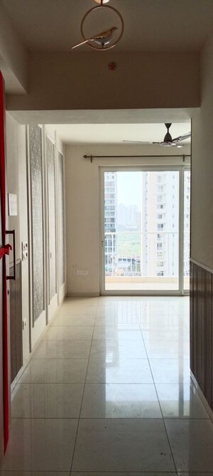 Room in 3.5 BHK Apartment at Godrej Nest, Sector 150 – for Rent