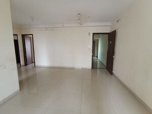 Room in 3 BHK Apartment at B & M Atlantis, Ghansoli – for Rent