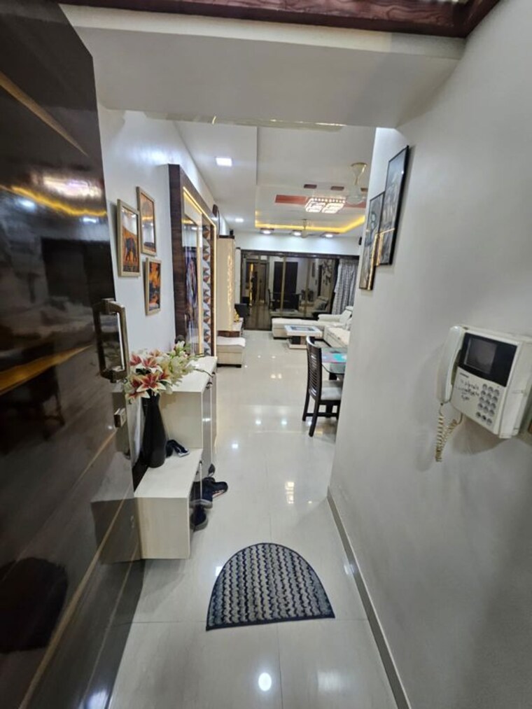 Living Room, lokhandwala-sapphire-heights 2.5 Bedroom 860 Sq.Ft. Apartment In Kandivali East Mumbai 10761262