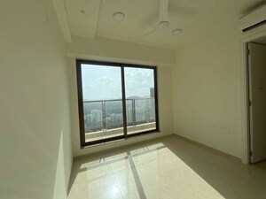 Room in 3 BHK Apartment at Runwal Bliss, Kanjurmarg East – for Rent