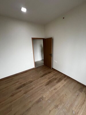 Room in 3 BHK Apartment at Piramal Aranya, Byculla – for Sale
