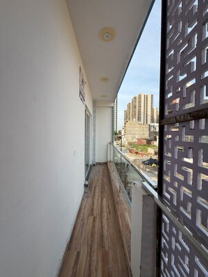 Balcony in 2 BHK Villa at Gaur Yamuna City, Gaur Yamuna City – for Rent