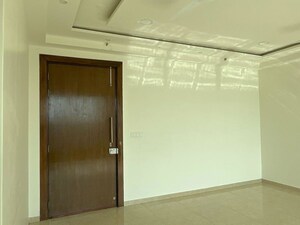 Room in 3 BHK Apartment at Runwal Bliss, Kanjurmarg East – for Rent