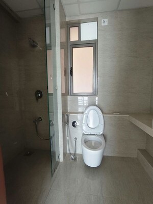 Bathroom in 3.5 BHK Apartment at Sheth Auris Serenity Tower 3, Malad West – for Rent