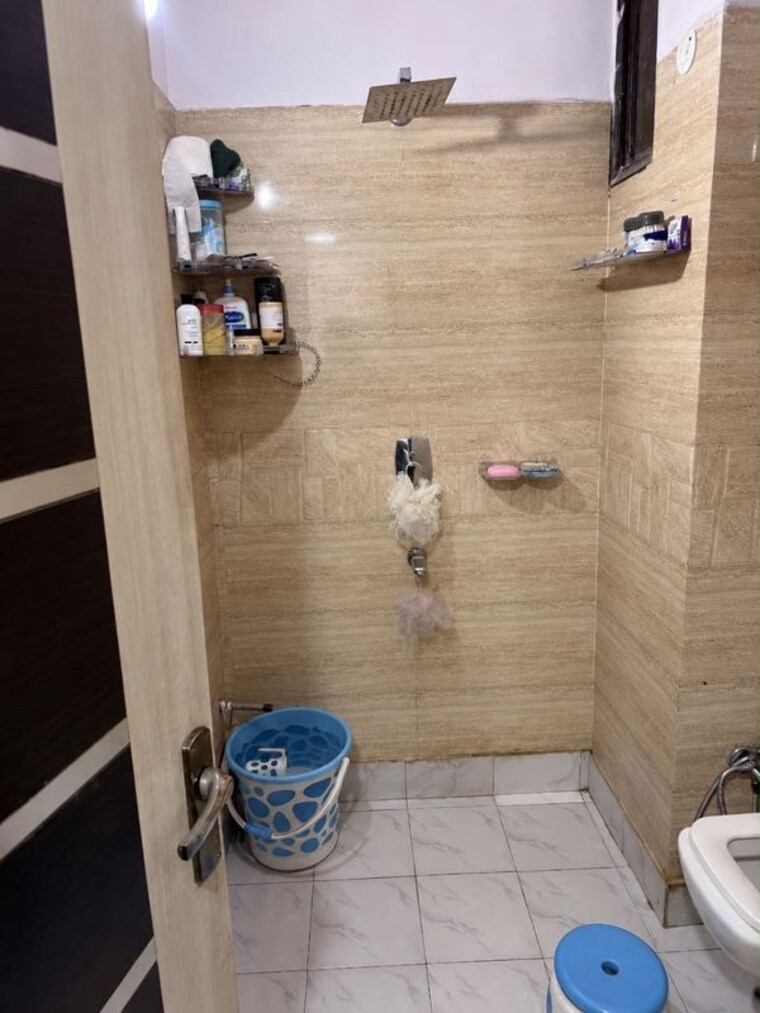 undefined, dwarka mor 2 Bedroom 55 Sq.Yd. Builder Floor In Dwarka Mor Delhi 10761330