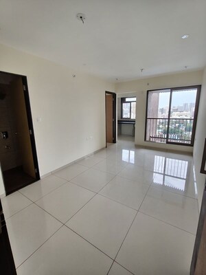 Hall in 1.5 BHK Apartment at Chandak 34 Park Estate, Goregaon West – for Rent