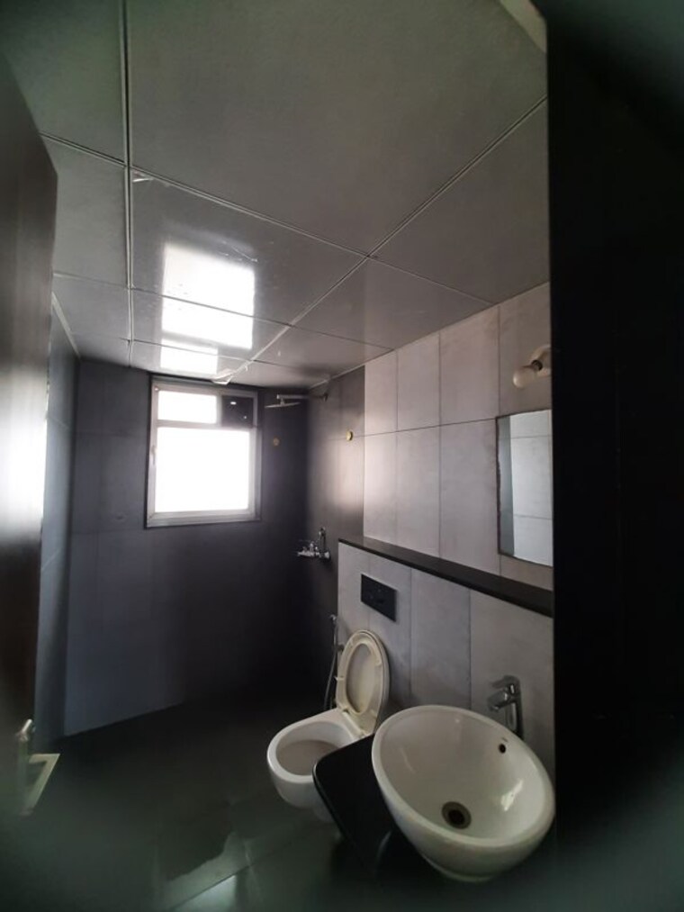 Bathroom, kolte-patil-24k-sereno 3 Bedroom 1499 Sq.Ft. Apartment In Baner Pune 10761348