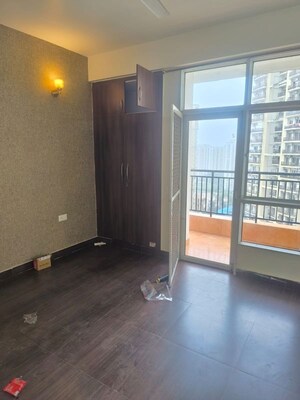 2 BHK Apartment For Rent in Jm Orchid, Sector 76