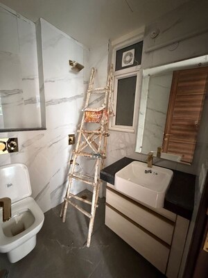 Bathroom in 3 BHK Apartment at Smart World Orchard, Sector 61 – for Rent