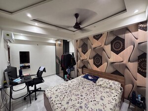 Team Area in 2 BHK Builder Floor at Dwarka Mor – for Rent