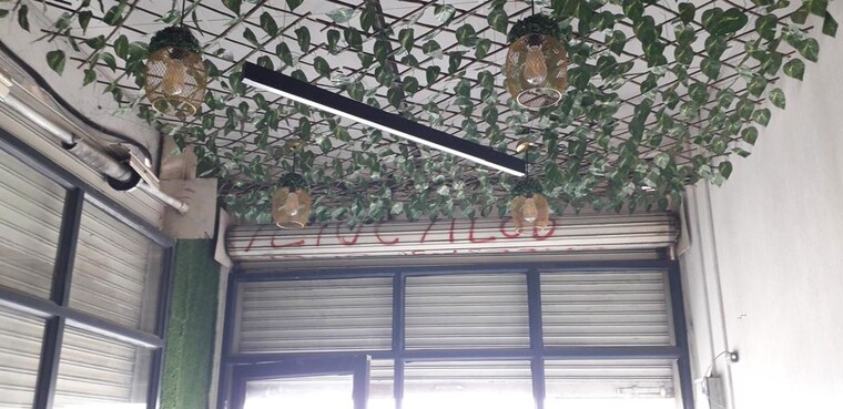 Balcony, maan-heights Commercial Shop 450 Sq.Ft. In Gaur City 1 Greater Noida 10761356
