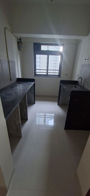 Team Area in 3 BHK Apartment at Kalpataru Srishti Namaah, Mira Road – for Rent