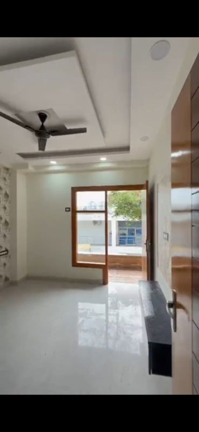 Tv Room, bptp-district-3 3 Bedroom 146 Sq.Yd. Builder Floor In Sector 85 Faridabad 10761139