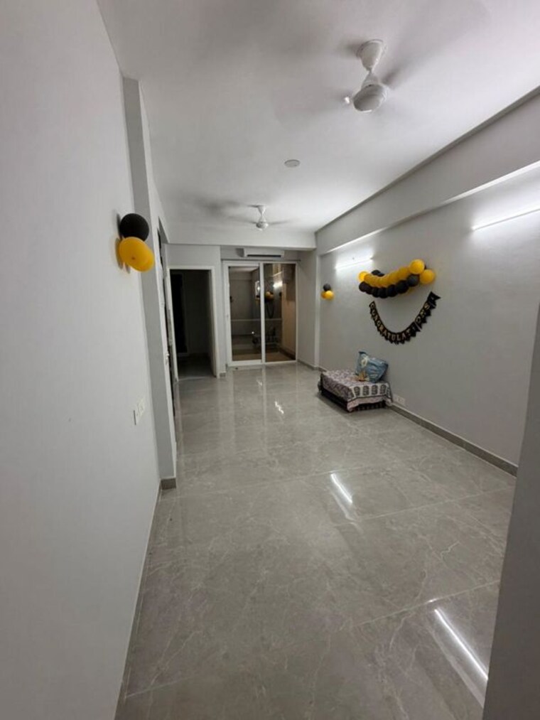 Room, signature-signum-95-ii 2 Bedroom 939 Sq.Ft. Builder Floor In Sector 95 Gurgaon 10761420
