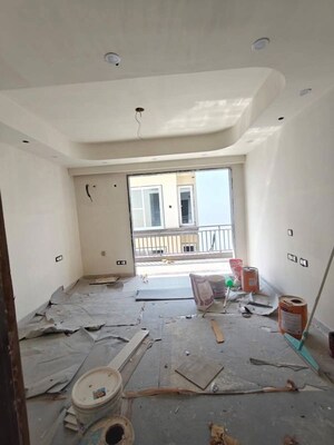 Team Area in 2 BHK Apartment at Ansal Highland Park, Sector 103 – for Sale
