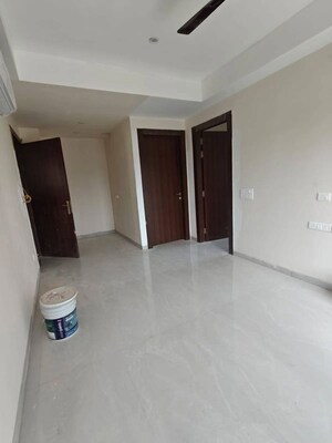 Room in 2 BHK Apartment at Ansal Highland Park, Sector 103 – for Sale