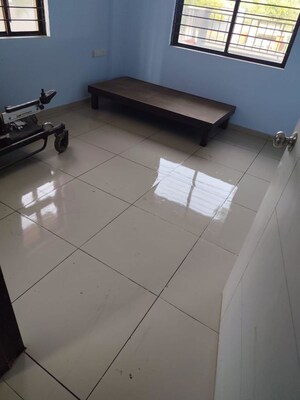 Room in 1 BHK Apartment at Sakariya – for Sale