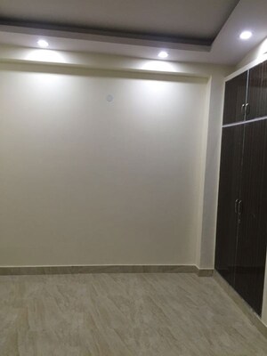 Room in 2 BHK Builder Floor at Chattarpur – for Rent