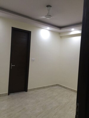 Room in 2 BHK Builder Floor at Chattarpur – for Rent