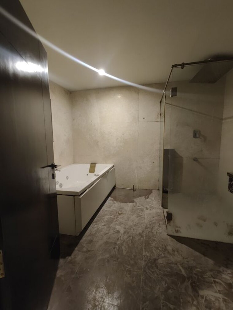 Bathroom, frazer town 3 Bedroom 8000 Sq.Ft. Penthouse In Frazer Town Bangalore 10761421