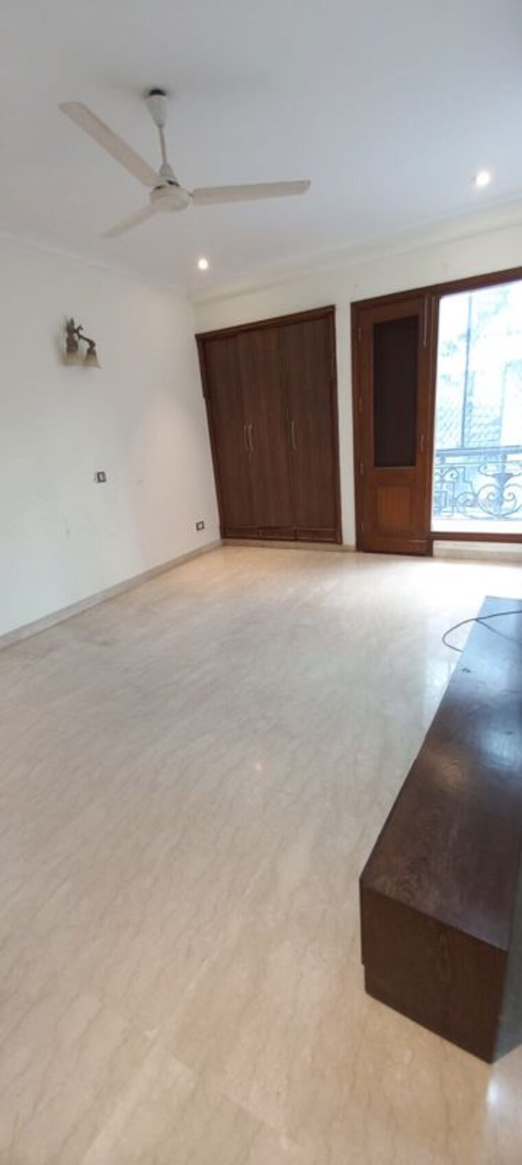 Room, vasant vihar 4 Bedroom 600 Sq.Yd. Builder Floor In Vasant Vihar Delhi 10761458