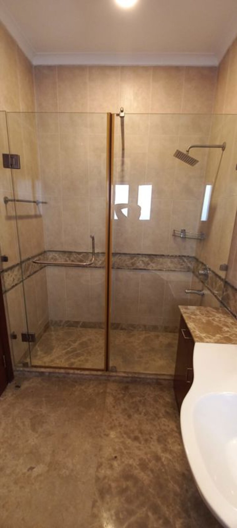 Bathroom, vasant vihar 4 Bedroom 600 Sq.Yd. Builder Floor In Vasant Vihar Delhi 10761458