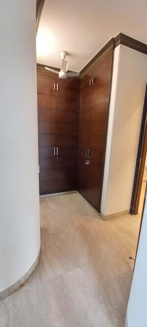 Room in 4 BHK Builder Floor at Vasant Vihar – for Rent