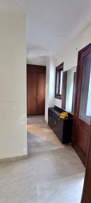 Room in 4 BHK Builder Floor at Vasant Vihar – for Rent