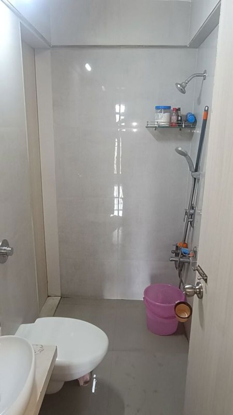 Bathroom, vihang-vermont 1 Bedroom 436 Sq.Ft. Apartment In Ghodbunder Road Thane 10761463
