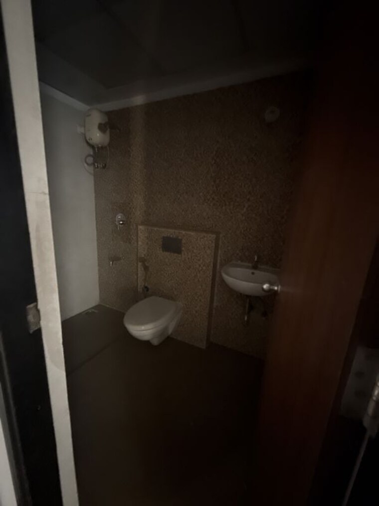 Bathroom, lodha-palava-urbano-g-and-h 2.5 Bedroom 890 Sq.Ft. Apartment In Dombivli East Thane 10761503