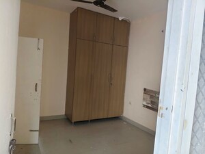 1 BHK Builder Floor For Rent in Sector 47