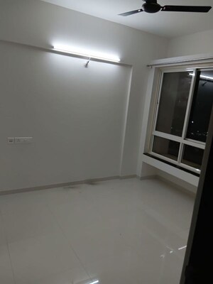 Room in 2 BHK Apartment at Nyati Elan, Wagholi – for Rent