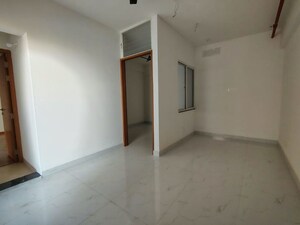 Room in 2.5 BHK Apartment at Gera Planet Of Joy, Kharadi – for Rent